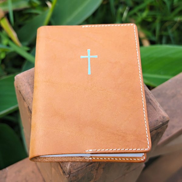 Basic Leather Bible Cover Frontage