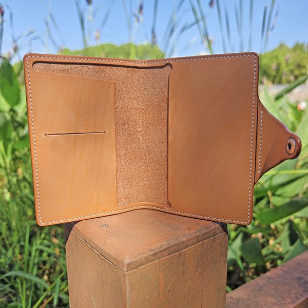 Single Closure Leather Bible Cover Inner Layer Open