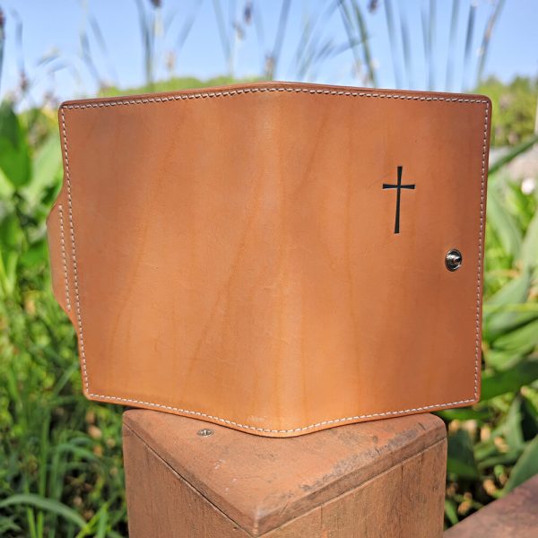 Single Closure Leather Bible Cover Outer Layer Open